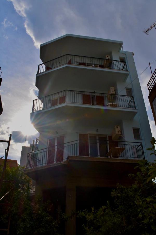 Bob'S Apartments Tolón Exterior photo